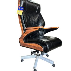 صندلی مدیریت دستخ چوبی ۳